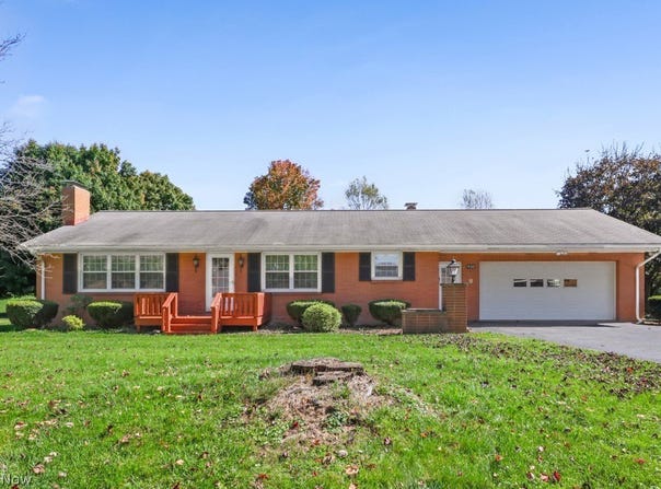 1930 Valley Road, Salem, OH 44460