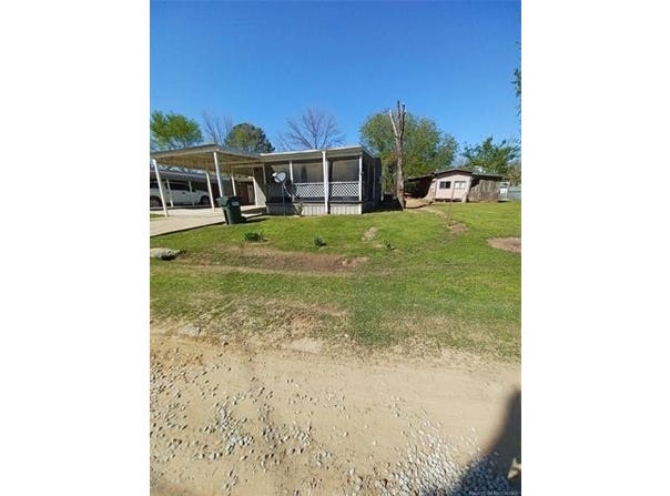416747 Delaware Drive, Checotah, OK 74426