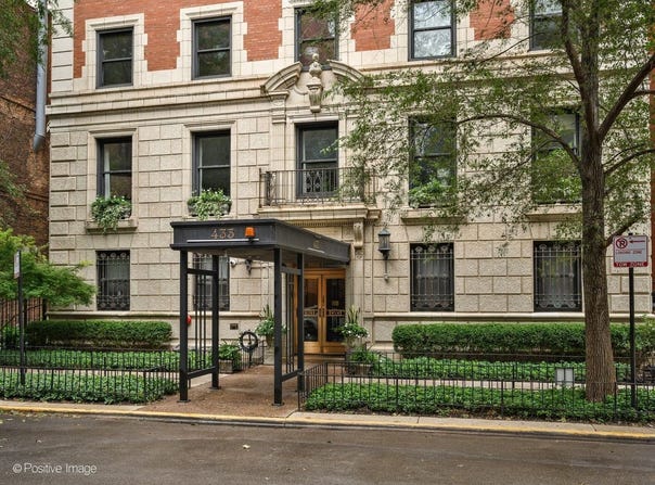 433 W Briar Place, Chicago, IL 60657