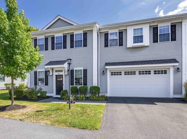4 Sterling Circle, Medway, MA 02053
