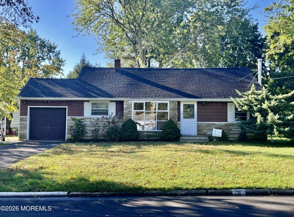 9 Orchard Avenue E, Holmdel, NJ 07733