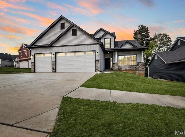 3725 Bullsway Drive, Imperial, MO 63052