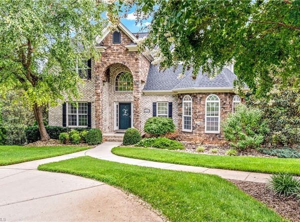 2549 Innisfail Lane, Clemmons, NC 27012