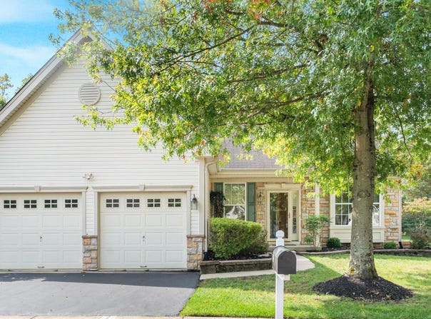 52 MORNING GLORY Drive, MARLTON, NJ 08053