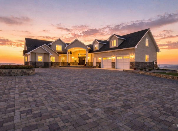 23250 Graphic Ln, Wilder, ID 83676