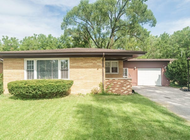 634 E 52nd Avenue, Gary, IN 46410