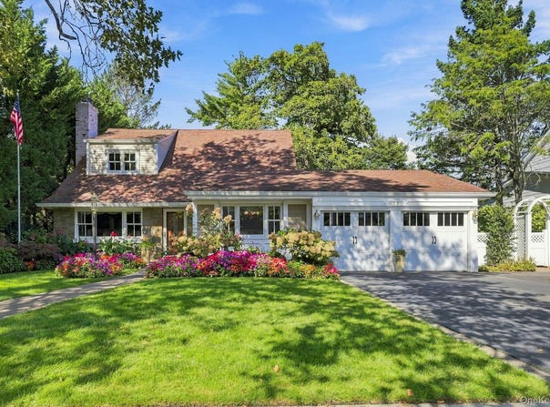 23 Allen Road, Rockville Centre, NY 11570