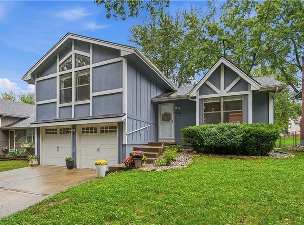 6500 N Jarboe Street, Kansas City, MO 64118