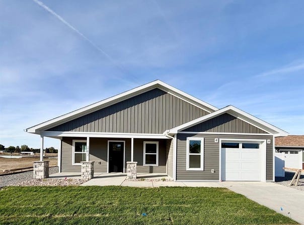 263 Cypress Dr, Powell, WY 82435