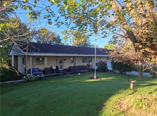 167 Ernest Ave, Fallowfield Twp, PA 15063