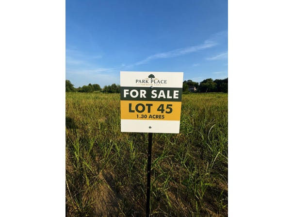 Nancy Lane lot: 45, La Porte, IN 46350