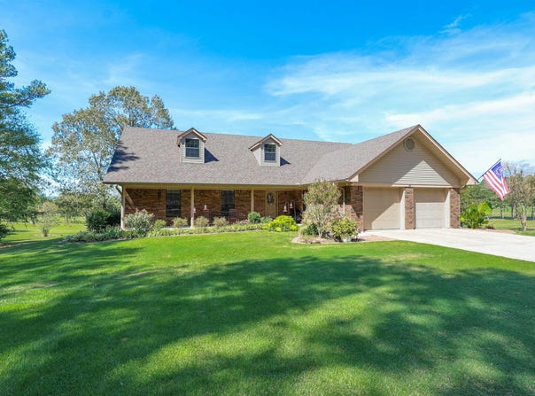 65 Golf Course Road, Glenwood, AR 71943