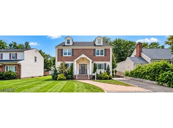251 Hillside Ave, Springfield Twp., NJ 07081-2809