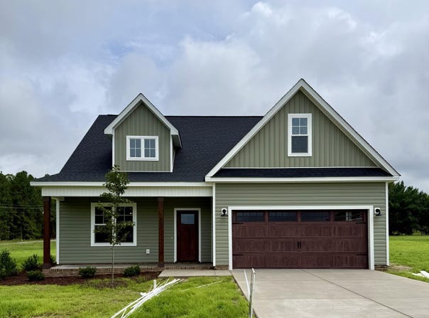 105 Spring Meadows Drive, Aberdeen, NC 28315