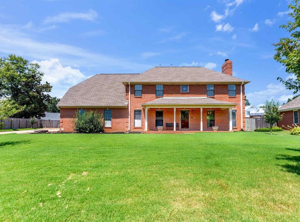 3779 MENDEL Dr, Bartlett, TN 38135