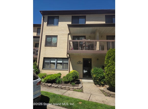14 Windham Loop, Staten Island, NY 10314