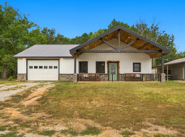 1800 County Road 1030, Willow Springs, MO 65793