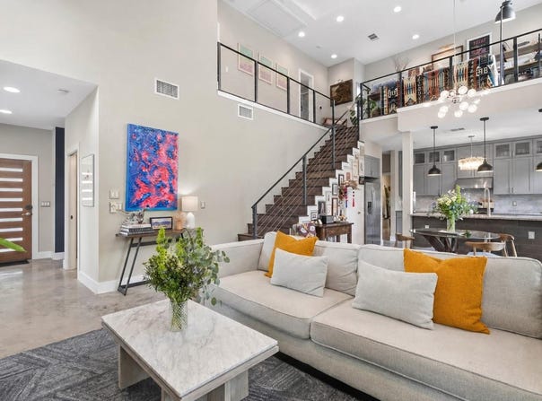1800 WEBBERVILLE Rd, Austin, TX 78721