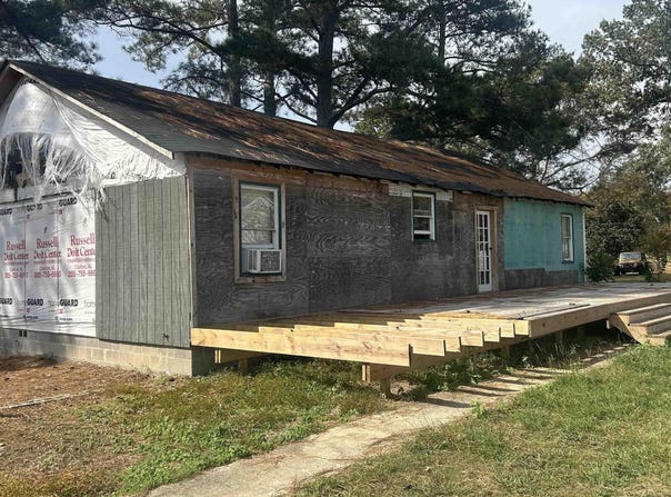 70 COUNTY ROAD 406, CLANTON, AL 35045
