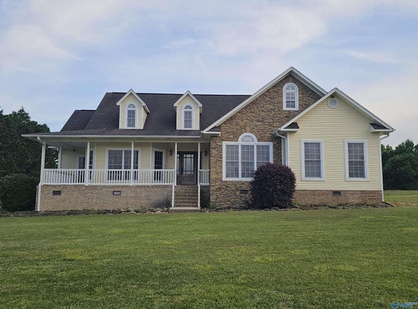 6800 County Road 38, Section, AL 35771