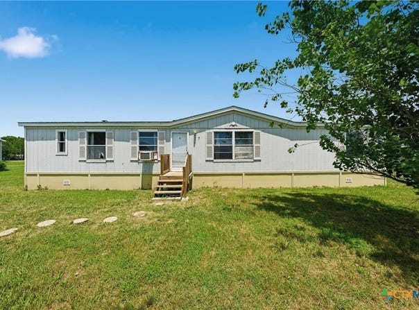 154 Hillside Drive, Troy, TX 76579
