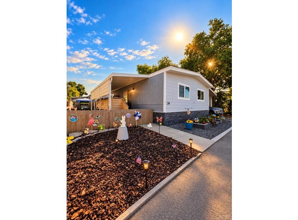 415 N Akers st unit 34, Visalia, CA 93291