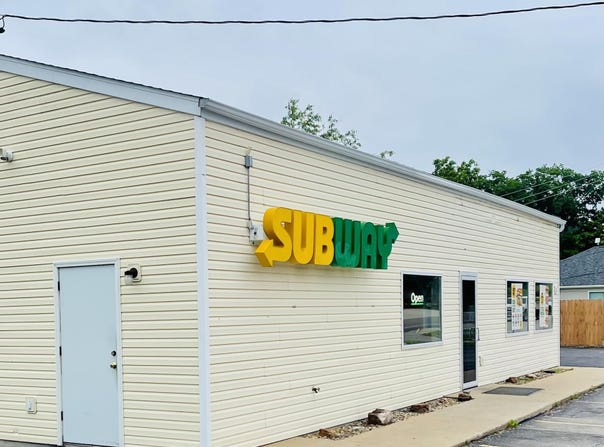 1025 E MAIN Street, Linn, MO 65051