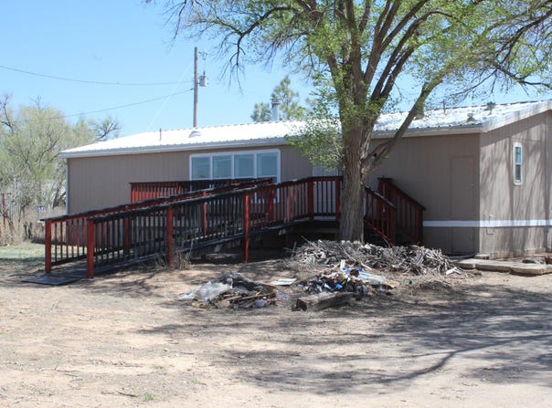 406 E Abrahames Road, Moriarty, NM 87035
