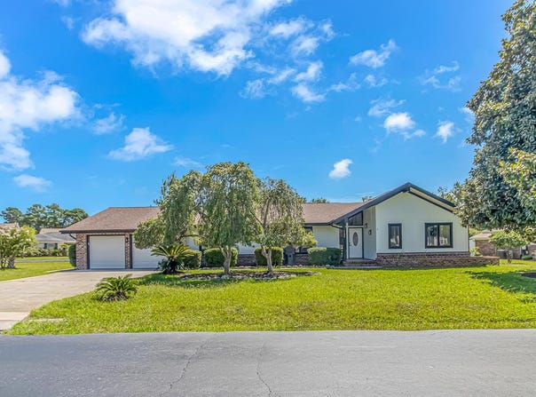 1124 Plantation Dr., Surfside Beach, SC 29575