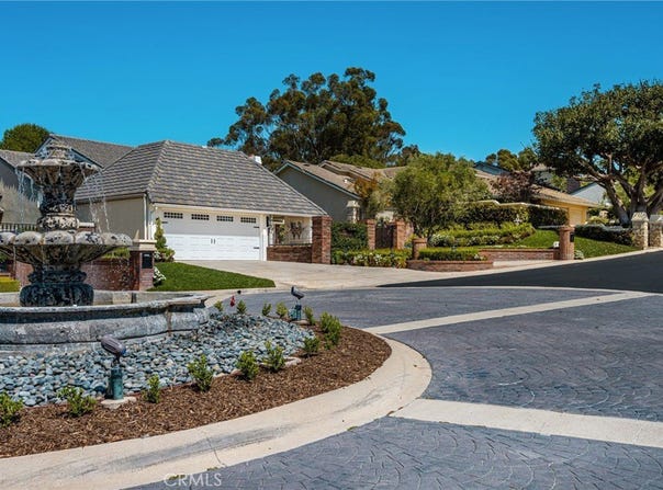 5603 E Crest De Ville, Orange, CA 92867