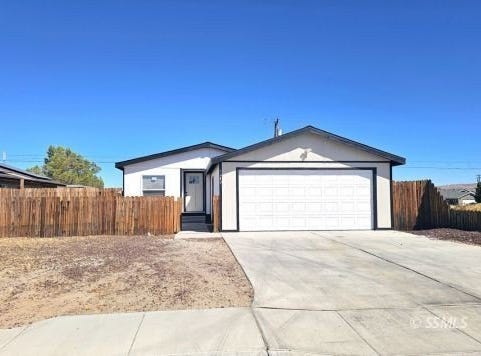 1040 S Porter St, Ridgecrest, CA 93555