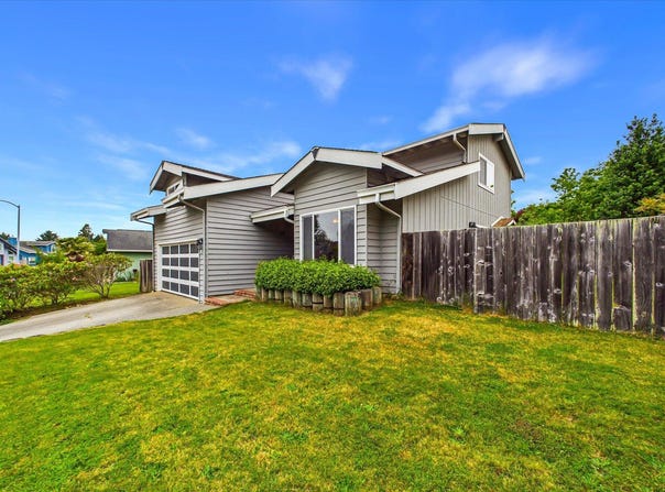 4951 Lundblade Drive, Eureka, CA 95503