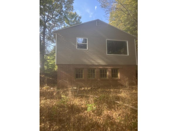 5898 M-37, Hastings, MI 49058