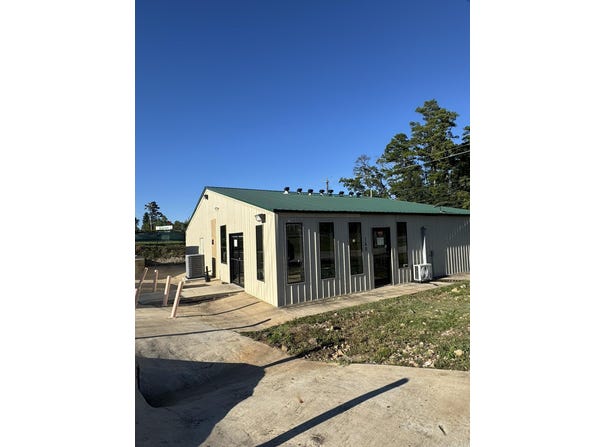 160 Cain St, Kilgore, TX 75662