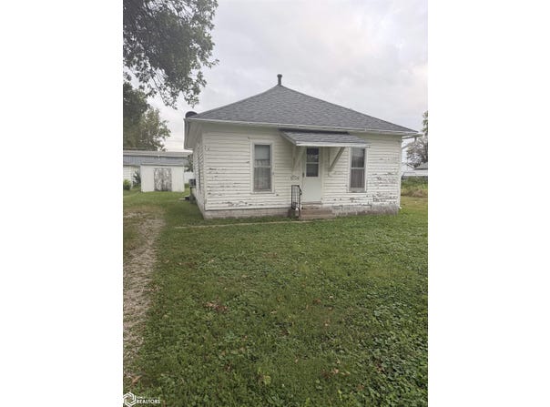 208 E Walnut Street, Red Oak, IA 51566