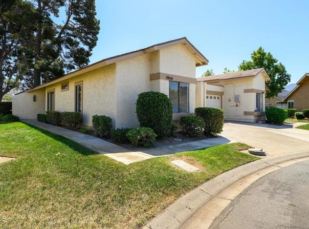 39116 Village 39, Camarillo, CA 93012