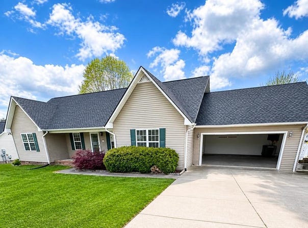 7008 Brittney Circle, Baxter, TN 38544-4972