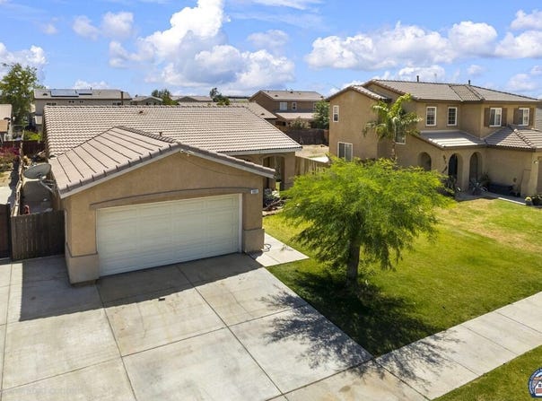 1061 Fieldview Ave, El Centro, CA 92243