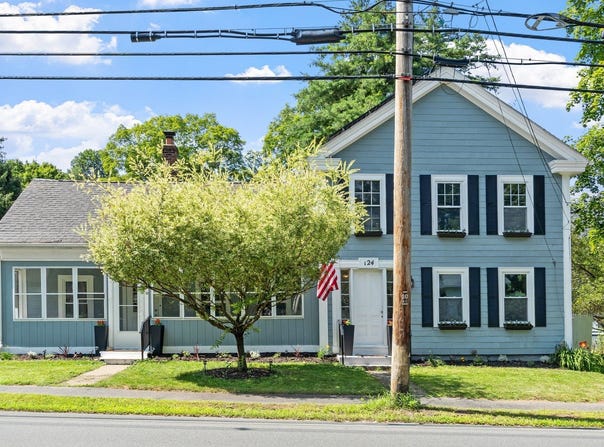 124 Southbridge Rd, Warren, MA 01083