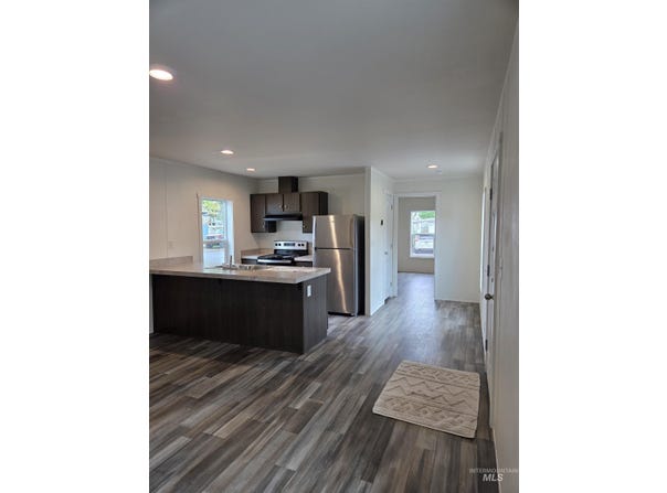 928 Warner Ave, Lewiston, ID 83501