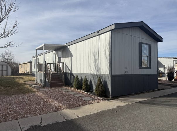 1983 Pagosa St, Aurora, CO 80011