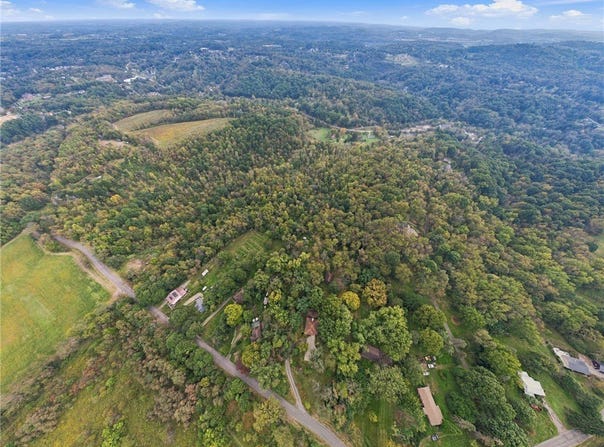 W Starz, West Deer, PA 15024