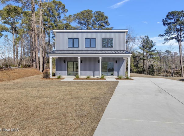 43 Tide Landing Court, Hampstead, NC 28443