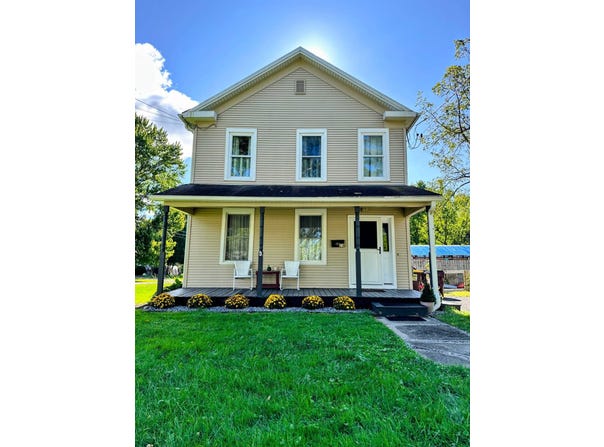 29 N Vernon St, Athens, NY 12015