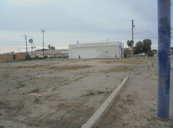 202 E Hobsonway, Blythe, CA 92225