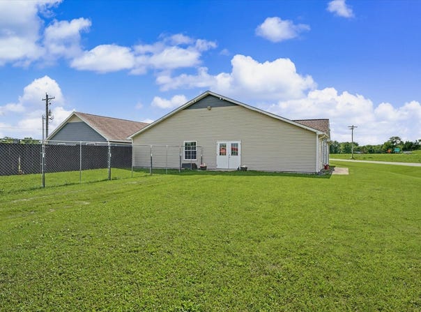 2201 Kickapoo Drive, Danville, IL 61832