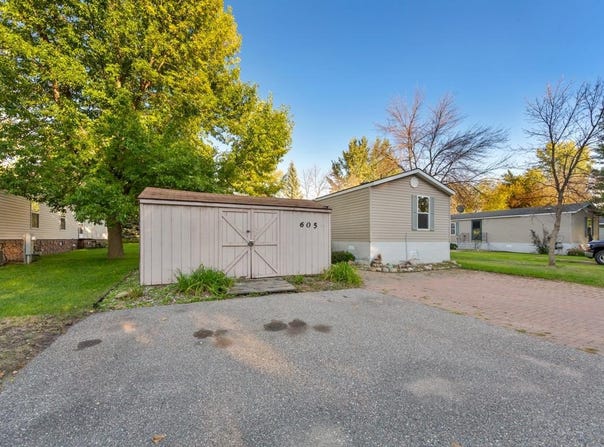 605 E Shakespeare Avenue E, Mankato, MN 56001