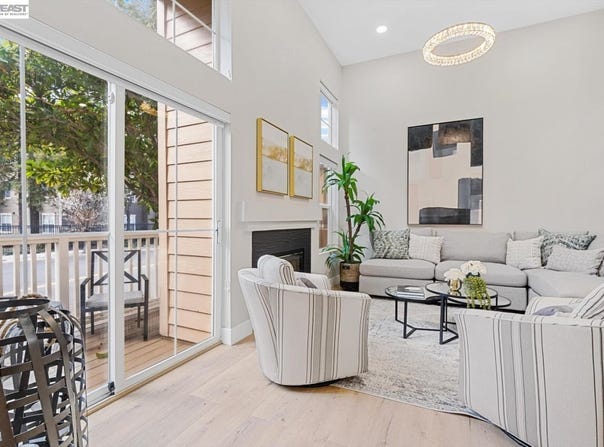 4820 Hibernia Dr, Dublin, CA 94568