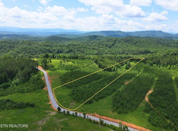 Three Point Rd lot: 54, Vonore, TN 37885