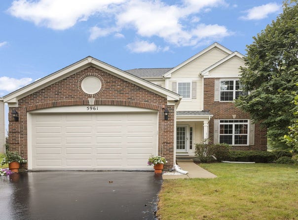 5961 Mackinac Lane, Hoffman Estates, IL 60192